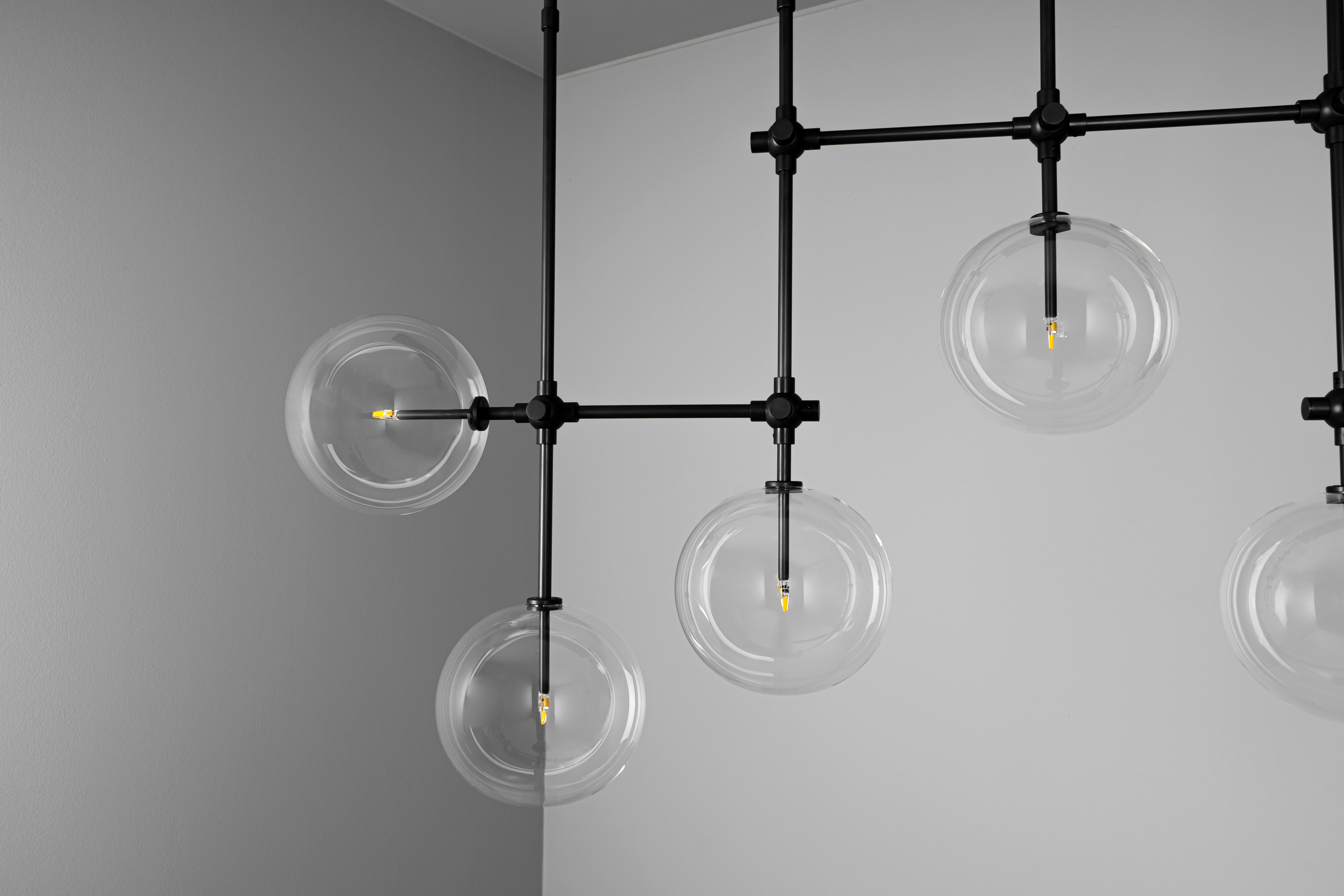 Schwung Soap B7 Black Gunmetal Transparent Globe Chandelier Large